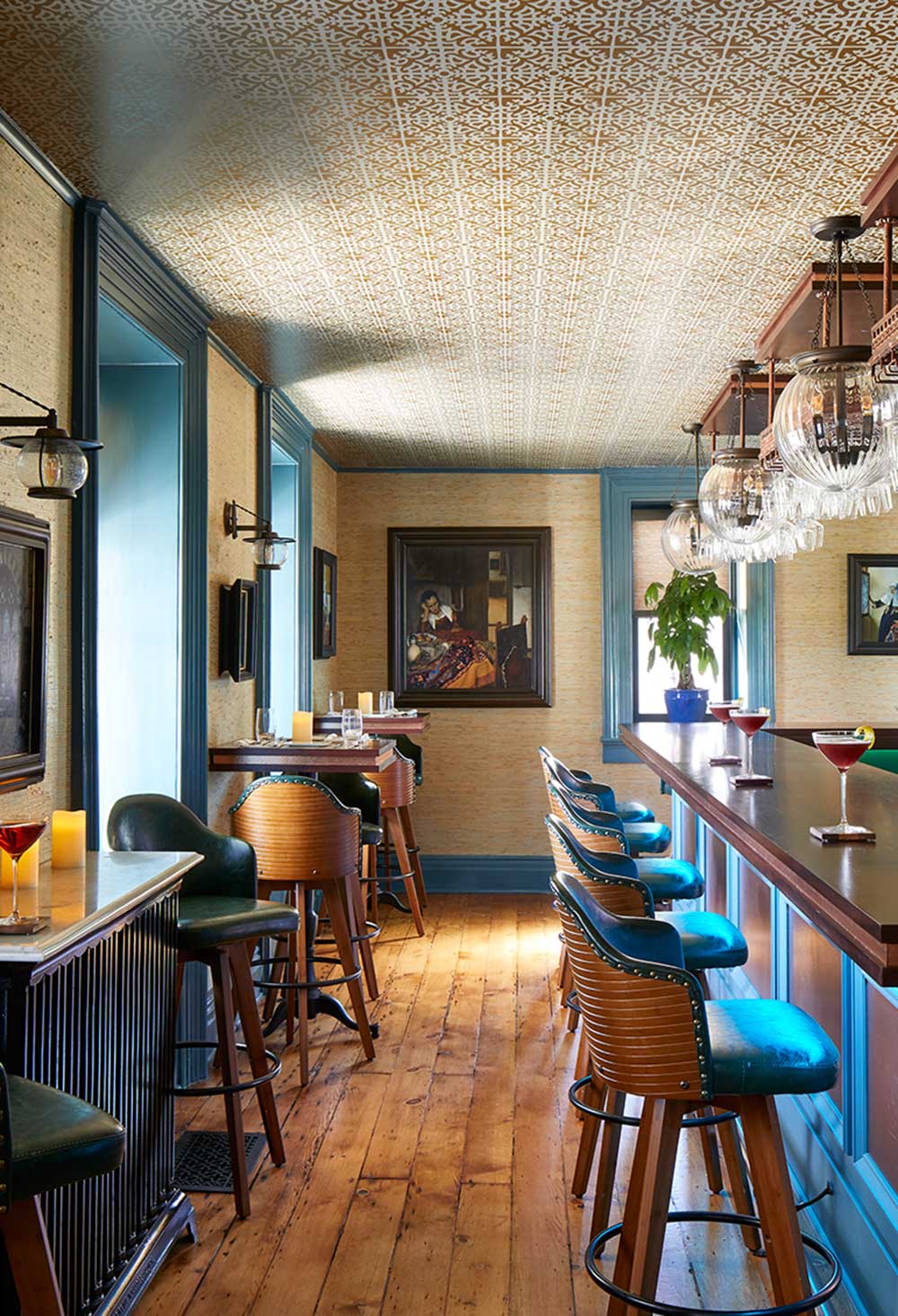 Wallpaper on the Ceiling of a Restaurant Bar