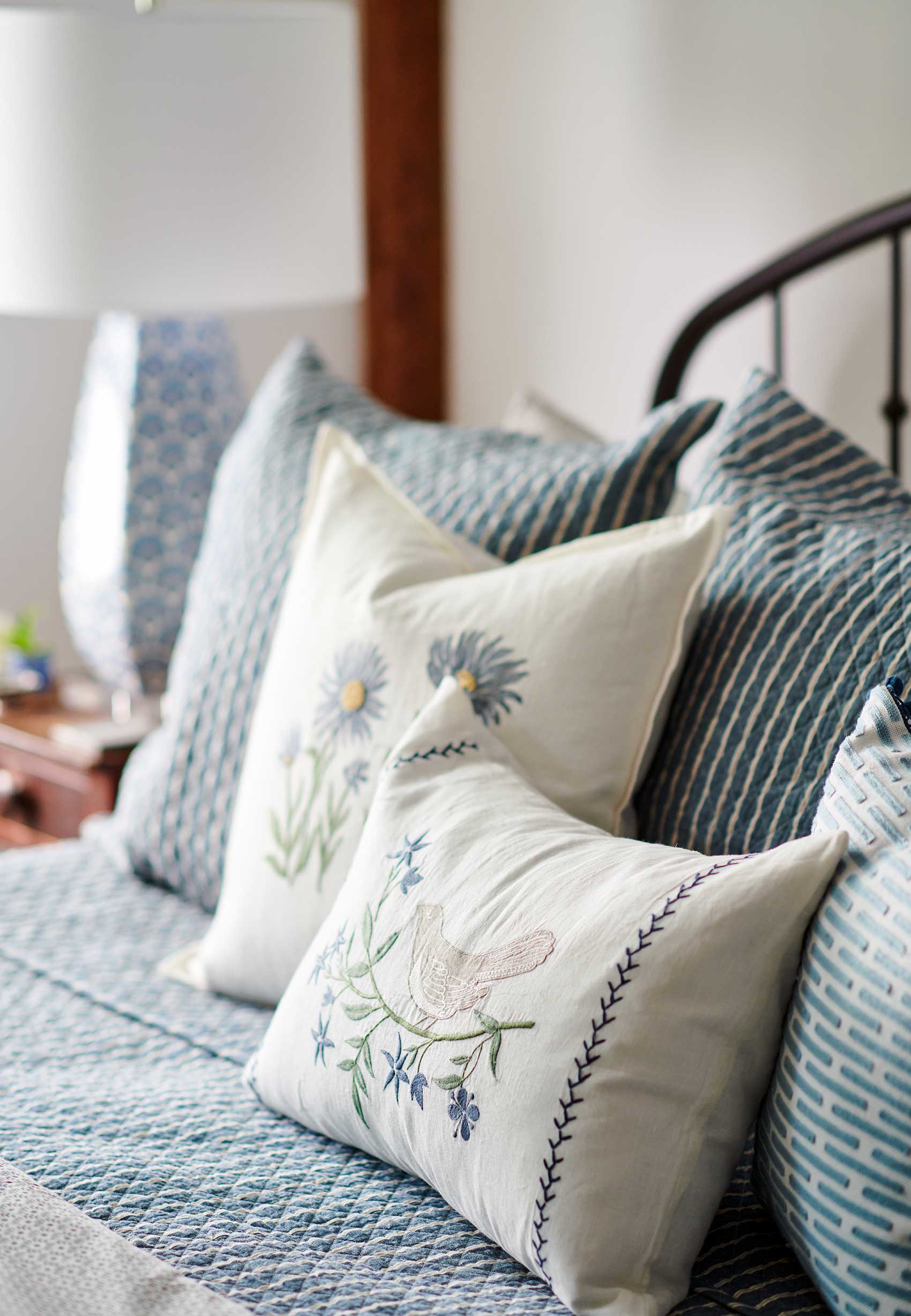 Chilmark-MA-Bedroom The-Red-Shutters.