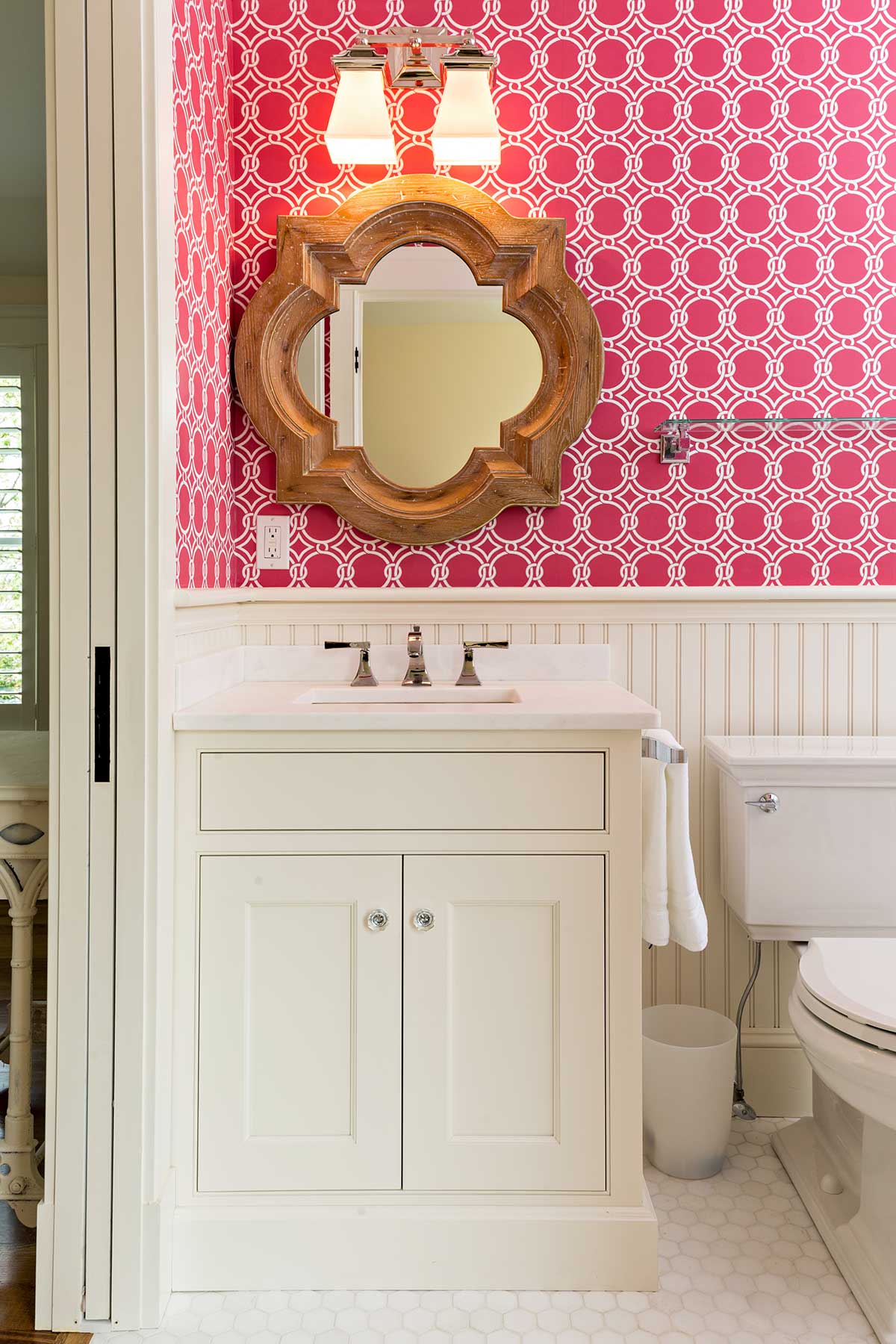 Bathroom-in-a-Cape-Cod-Home-Styles-with-Bold-Wallpaper